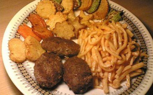 Fast food: Yak�n zamanda Montreal �niversitesi�nde yap�lan bir ara�t�rma fast food �r�nlerinin beynin kimyas�n� de�i�tirdi�ini ortaya koymu�tur. Bu da depresyon ve anksiyete sorunlar�na yol a�maktad�r.