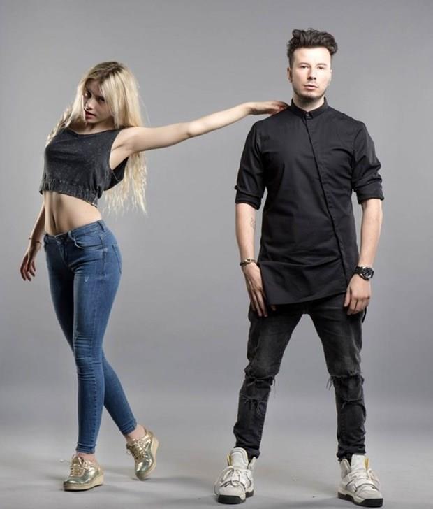 Emrah Karaduman, Twitter zerinden yapt aklamada, "Arkadalar Aleyna'nn telif att bir durum yok,beraber glyoruz,youtube'un bir a olsa gerek,yarn ola hayrola" ifadelerini kulland.