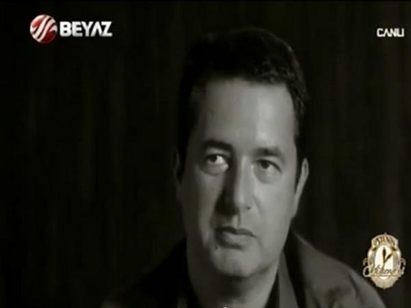 Taksici, bize "Erdoan, buradan adayln koysa seilir" dedi. Babakanmzn bir Yunan tarafndan takdir edilmesi benim iin de gurur verici.