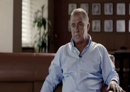 <p><b>NLLER DE KONUTU</b></p>    "Ustann Hikayesi" belgeselinde nllerin Babakan Erdoan'la olan anlar ve grleri yer ald. nller unlar syledi:   <p>Fatih Terim: Herkes sporun her daln, lkesinin propagandas, iyilii iin yapyor. Sporu seven bir Babakanmz olduu iin anslyz. Babakanmzn salad imkanlar anstr.</p>