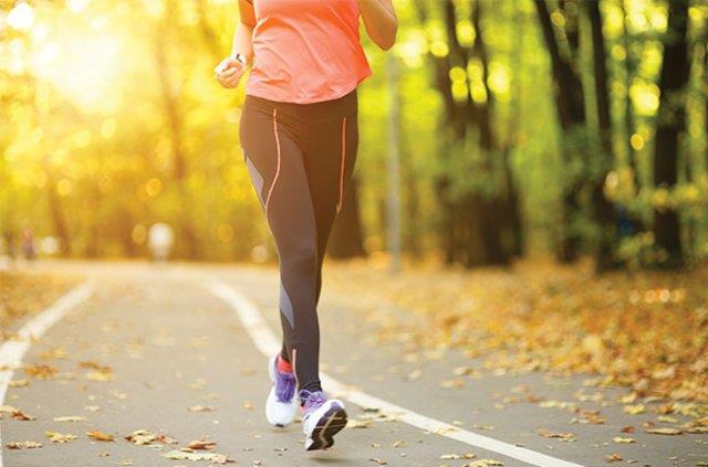 4-Dzenli olarak unlardan birini yapn; meditasyon (Riyazat), yoga, pilates, tai chi. Bunlar yapamyorsanz, her gn bir doa parknda, hi konumadan en yarm saat etraf izleyin ve dinleyin. Gzel bir aal yolda yaplan sessiz yryler de olabilir.