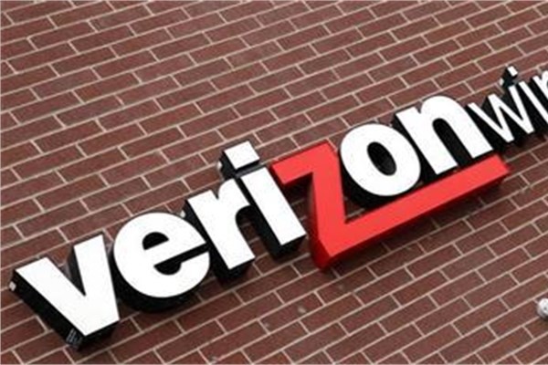 Verizon irketi, kablosuz biriminde ortak olduu Vodafone&#8217;nun hisselerini 130 milyar dolara satn alarak anlamay bitirdi ve kablosuz biriminin tamamna sahip oldu.