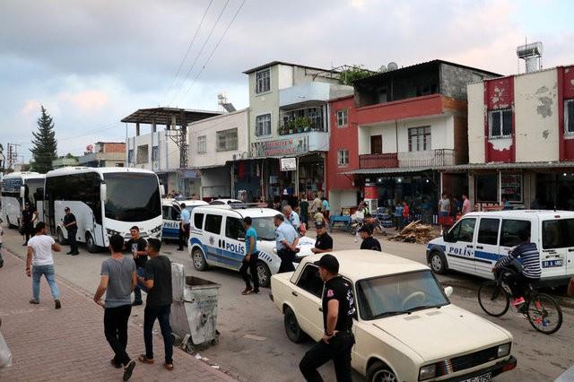 hbar zerine olay yerine ok sayda polis, terr ve evik kuvvet ekibiyle TOMA arac sevk edildi.