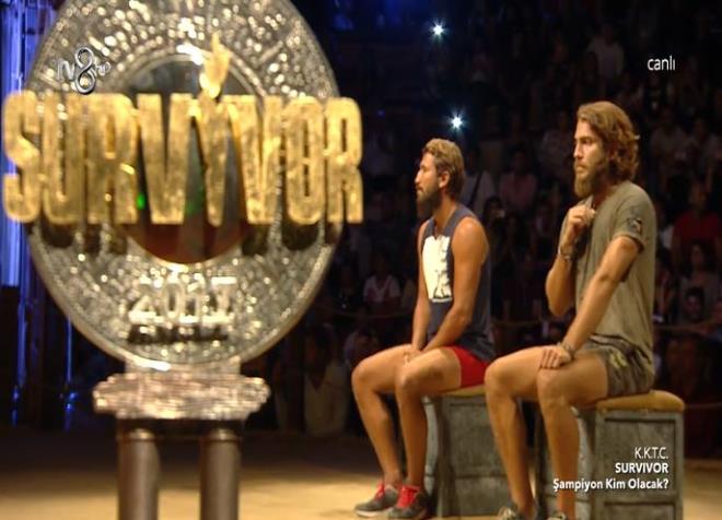SURVVOR AMPYONU ADEM M, OGEDAY MI?<p>    28 yarmacnn ter dkt Survivor 2017'de ampiyon belli oldu. Gerek oyunlardaki performaslaryla gerekse halkn SMS oylaryla finale kadar gelmeye hak kazanan 2 yarmacdan bir tanesi Kuzey Kbrs'ta ampiyonluu yaad. Adem ve Ogeday'n final koltuklarn paylat akamda halk oylamasna gidildi. 2017 sezonu Survivor kazanan Ogeday oldu.