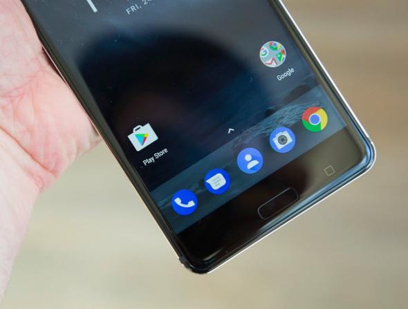 Nokia 6'nn kasas 6000 serisi alminyum bloktan retilmi. Snapdragon 430 ilemci, 3 veya 4GB RAM ile destekleniyor. Batarya kapasitesi ise 3.000mAh.