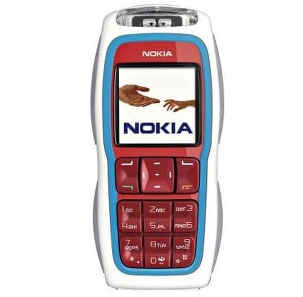 Nokia 3220    2004 ylnda sata sunulan Nokia 3220'in VGA kameras dnda 128x128 piksel znrlnde bir ekran vard.  nokia 3310 , telefon , internet