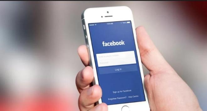 Kullanclarn dnya apnda hayata geirilen zellii kullanmas iin gncel srme sahip olmalar ve daha sonra Facebook uygulamasnn sa st kesindeki "daha fazla" veya bir dier bilinen adyla ayarlarn olduu menye kan  izgi ikonuna dokunmalar, alan sayfada Wi-Fi Bul zelliini semeleri gerekiyor.