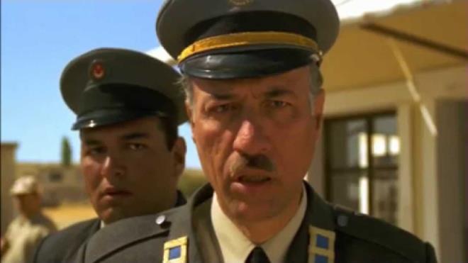 12. Propaganda  <p>  Sinan etin'in ynettii film, ayn zamanda Kemal Sunal'n rol ald son yapm konumunda. Filmde Kemal Sunal'a olu Ali de elik ediyor.