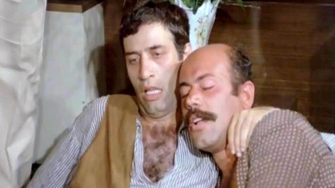 5. ark Blbl   <p>  Kartal Tibet'in ynettii 1979 yapm filmde aban, kyden kente gelip nl bir trkc oluyor.