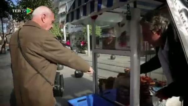 Simitiler sabah siz ie, okula giderken yada akam dnerken, btn gn tezgh bandalar. Peki yaklak 12 saatlik mesainin ardndan ne kadar kazanyorlar?