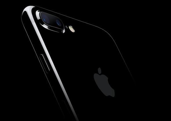 Apple, lmde dahi kullanclarnn gizliliine olduka dikkat ediyor. Bir Apple kullancs ldnde, resmi olarak hesab ve kullancya lisansl her ey lyor.