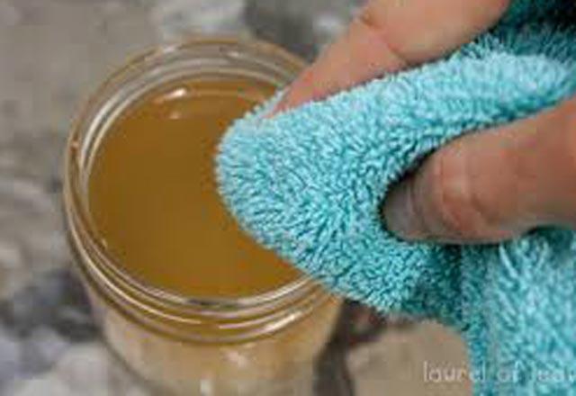 Sirkeli su <p>  Farelerin ve bceklerin gezdii yerleri sirkeli su ile silip uzaklatrabilirsiniz. Sirkeli su ile silinen yzeylerde bceklerin ve farelerin gezmesi neredeyse imknsz hale gelecektir.