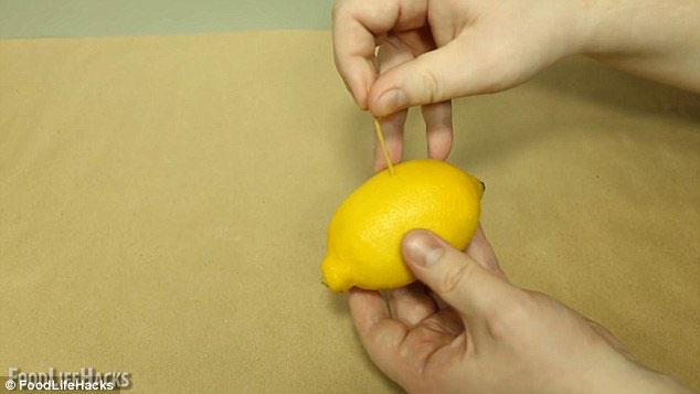 Birok tarifte limon suyu gerekir. Sadece yarm limon suyu yeterli olacak tariflerde, dier yarm genellikle ertesi gne kadar tketilmelidir. Aksi halde, boa gidecektir.