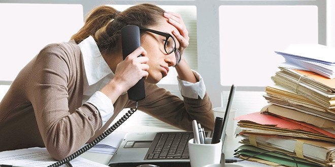 Bilim insanlar beyinle ilgili her gn yeni bir bilgi kefediyor. En son yaplan aratrmaya gre anne veya babay kaybetmek, iten atlmak, boanmak, uzun sre isiz kalmak gibi 27 stresli olay beynin drt yl yalanmasna yol ayor