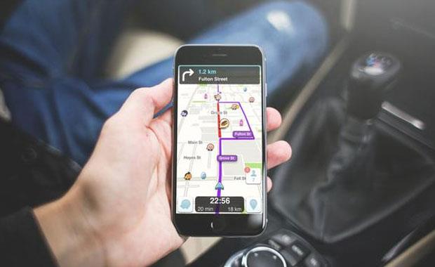 Waze:   Trafik ve navigasyon uygulamas Waze, zellikle trafiin youn olduu blgelerde yaayanlar iin ileri ok kolaylatryor.