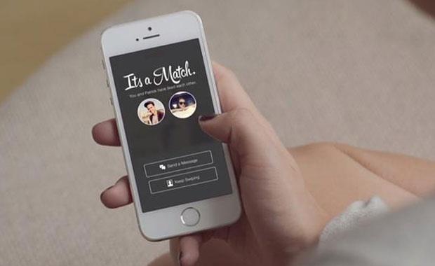 Tinder:   Her iki kullanc da birbiriyle iletiime gemek istediinde oluan eleme sayesinde yeni arkadalklar kurulmasn salayan uygulama, online mesajlama ya da olanak tanyor.