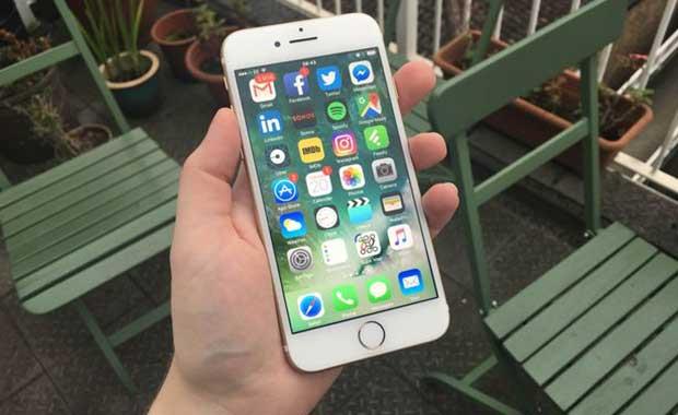 Yaklak 140 MB byklndeki iOS 10.3.3 gncellemesi, genel anlamda hata dzeltmelerine ve gvenlik gncelletirmelerine odaklanm.