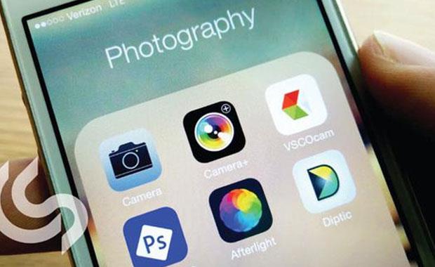 Camera+:   Baarl efektler, 6X dijital yaknlatrma zellii ile Camera+ beklentilerinizi fazlasyla karlayabilir.