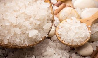 13. Enerji retiminde de kullanmanz mmkn  <p>  Kaya tuzundan yaplm lamba kullanabilirsiniz. Bu lambay odanza koyduunuzda daha huzurlu hissettirir.