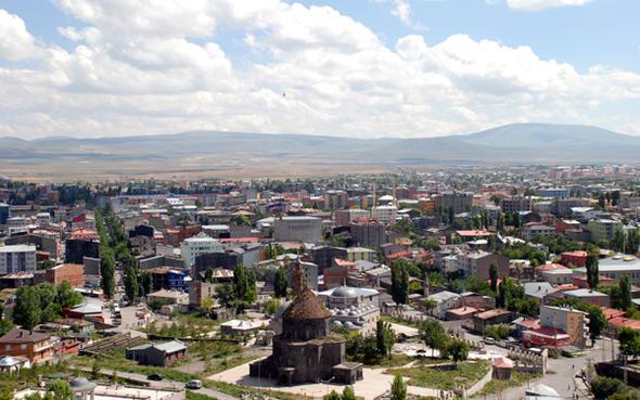 11-Kilis<p>    Mutsuzlarn il nfusuna oran: 15,56<p>    10-Kars  <p>  Mutsuzlarn il nfusuna oran: 15,74