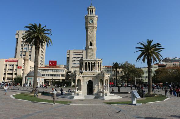 35-Erzurum<p>    Mutsuzlarn il nfusuna oran: 10,61<p>    34-zmir<p>    Mutsuzlarn il nfusuna oran: 10,65