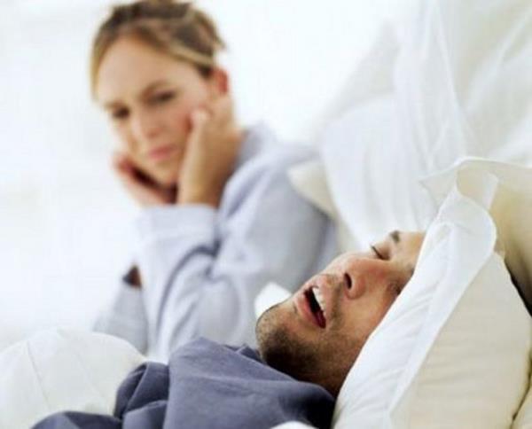 Horlama, uyku esnasnda st solunum yolu kas yapsnn bozulmasyla nefes alma gl olumas ve bunu amak iin yaplan zorlu solunum esnasnda titreen dokularn sesidir.