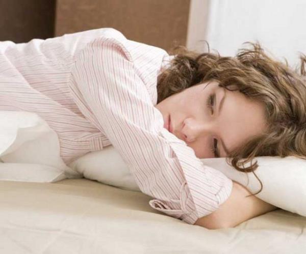 nk uykusuzluk nedeni anlalmadan verilen uyku ilalar, kalc uyku dzensizlikleri yapabilir. Bu nedenle uyku tetkikleri yaplmadan tedaviye balamamak gerekir.