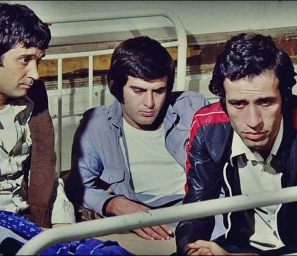 Bata aramzdan ayrlnn 17.ylnda Kemal Sunal', getiimiz yl aramzdan ayrlan sevgili Tark Akan ve Halit Akatepe'yi de kran ve rahmetle anyoruz...