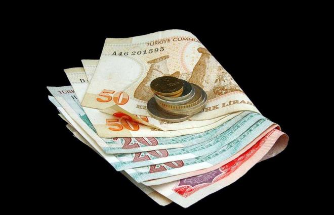 - 2 bin lira olan net maaa yzde 5.89 enflasyon zamm ekleniyor. Temmuz ay net maa 2 bin 117 lira 80 kuru (2.000 x 5.89 = 2.117,80) oluyor.