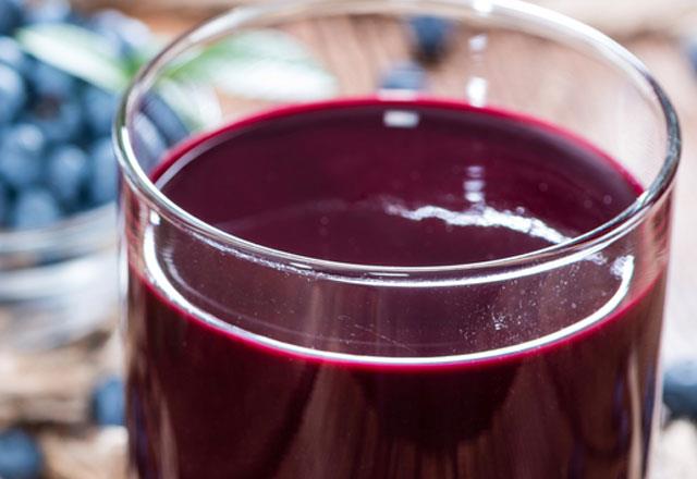 Yemek srasnda 2 bardak potasyum deposu yabanmersini tercih edin.