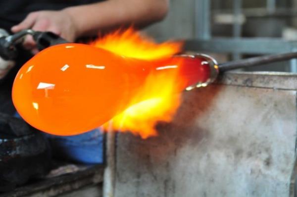 <b>15-Cam-Seramik </b>  <p>2012:Yzde 6.9 </p>  2013: Yzde 5.0