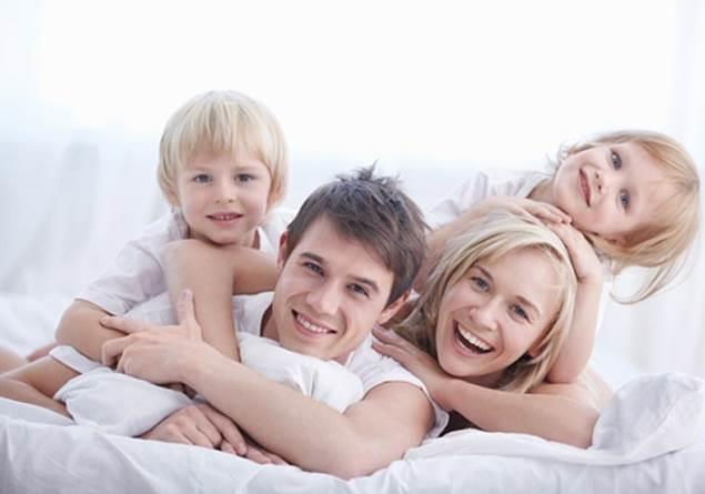 Hatasz kul olmuyor. Bu doru. Hata yapmadan yaanmyor. Bu da doru. Ama en ok hatay ocuklar yapabilmeli.<p>    Onlar deneyerek yanlmal.  <p>  Yanlarak renmeli.<p>    Her anne, her baba ocuuna dilediince hata yapabilirsin mesaj vermeli...    te ocuunuz hata stne hata dahi yapsa muhakkak kurmanz gereken 15 cmle...