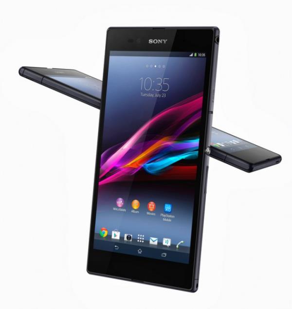 <p><b>Sony Xperia Z Ultra</b></p>  Gecenin dikkat eken bir dier telefonu, Sony'nin dev ekranl Xperia Z Ultra modeli.