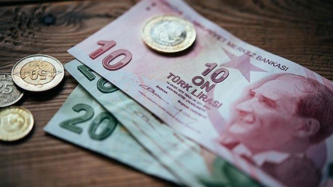 TE TALEPLER<p>  Memur-Sen, memur emeklileri iin toplu szleme masasna tayaca talepleri aklad. Memurlar ve memur emeklileri iin 3 alternatifli zam teklifi sunan konfederasyonun, 7 talebi yle: