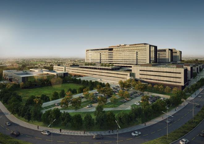 Bu dev projeyle ilgili aklama yapan Rnesans Salk Yatrm Ynetim Kurulu Bakan Kamil Yankmerolu, "203 Milyar Japon Yeni tutarndaki bu yatrmla dnyann en byk hastanelerinden birini kitelli'de ina etmek iin ilk adm bugn atyoruz. Japon i ortamz Sojitz ve dier yatrm kurulularnn salk alannda nemli eik olacak kitelli ehir Hastanesi'ne 18 yl vadeli bu byklkte yatrm yapmalar, ncelikle lkemizin gl ekonomisine ve Rnesans Holding'in bu konudaki global deneyimine inanlarn ortaya koyuyor" dedi.