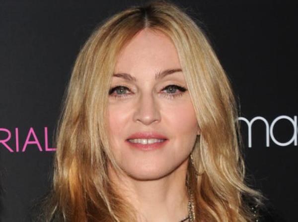 <p><b>Madonna</b></p>  Stella McCartney