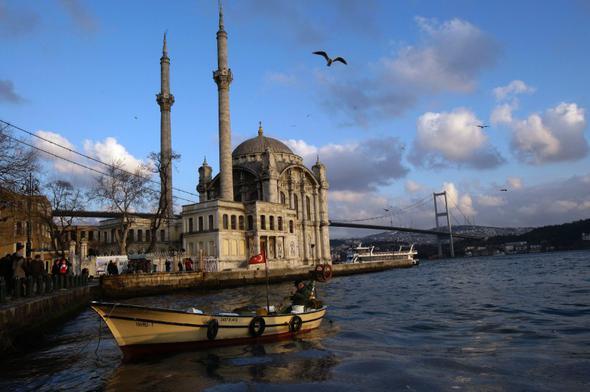 En az 2 milyon dolar tutarnda sabit sermaye yatrm yapmak,