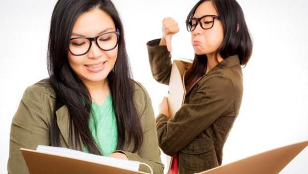 Kimsenin sizi her halinizle kabul eden ocukluk arkadalarnz gibi olmadn bilin.