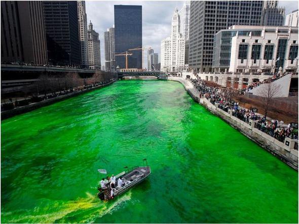 Sras: 5<p>    ehir: Chicago<p>    lke: ABD<p>    Aylk Ortalama Maa: 3622 dolar