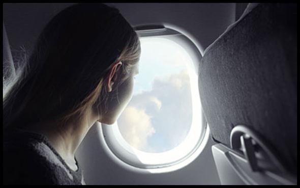 Uaklarda ini ve kalklarda perdelerin ak tutulmas gerektiini bilirsiniz. Perdeler kapal olursa, dary grmemiz engellenebilecei, hangi tarafn k iin emniyetli olduunu anlamak iin vakit kaybedileceinden dolay perdeler ak tutuluyor.