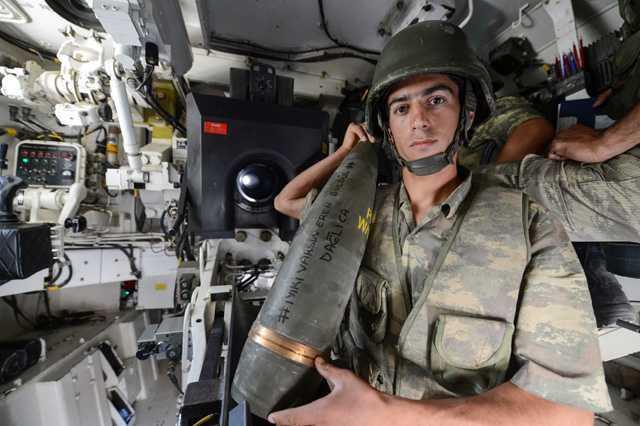 Yksekova ilesi Dalca Tabur Komutanlna bal Hisar s Blgesi'nde grev yapan Mehmetik, dalk alanda terristlerin bulunduunu tespit etti.