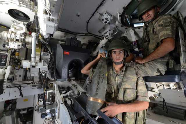 Durumun bildirilmesi zerine Dalca Tabur Komutanlndan terristlerin olduu blgeye top atlar yapld. Topu birlikleri, Trabzon'un Maka ilesinde terristlerce ehit edilen Eren Blbl'n ansna, frtna obs mermileri zerine "#yi ki varsn Eren Blbl# Dalca" yazarak blgeyi ate altna ald.