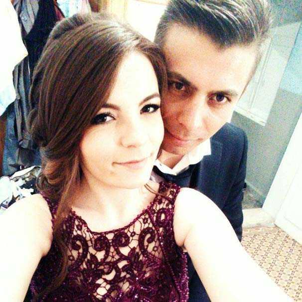 Grkem Nur Ayaz paylamnda yle yazd: "Erhanmmmm canma can diye saydm, eksiklerimi tamamlayanm. Bugn seni topraa vereli bir hafta oldu. Canm nefesimi ruhumu alp gideli tam bir hafta. Nasl tarif edilir bu ac nasl anlatlr yokluun. Neye kime alanr hkra hkra. Ben ki trnan krlsa burada gzyam kuruyana kadar alayan, imdi gzlerim grmez oldu. Hep derdin, 'canma can olanm, gzmn gnlmn nuru' diye. Canna can olamadm akm, canmdan verip seni tutamadm yanmda. Bundan sonra ne yaparm nasl dayanrm yokluuna inan hi bilmiyorum. Elimden bir ey gelmiyor, iim daha ok paralanyor. 10 sene sonrasn bile dnmken ben 1 saat sensiz ne yaparm diye dnr durur oldum."