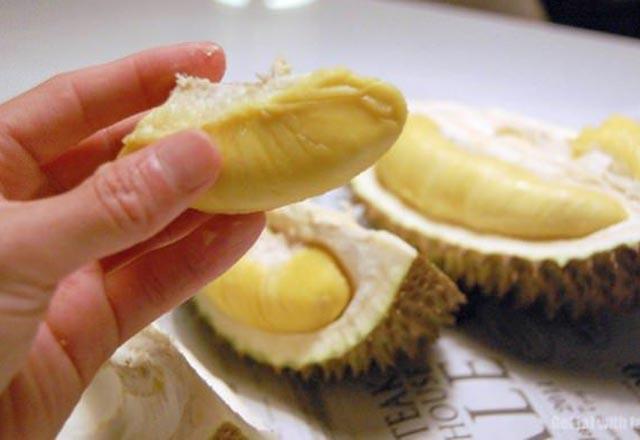 Yksek miktarda antioksidan ve C vitamini ierir. Vcut direncini arttrr. Bir adet tketilmesinin bile baklk sistemini glendirdii sylenir.