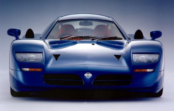 Nssan R390 GT1<p>    90'larn bir dier sper arabas olan Nissan R390 GT1 yalnzca iki adet retildi. Bunlardan birisi Nissan'n elinde tekisi ise bir koleksiyonerde. 1997'de retilen otomobil 3.5 litrelik twin-turbo V8s motora sahip. Saatte 100 km hza 3.2 saniyede ulaabilen otomobilin maksimum hzysa 340 kilometre.