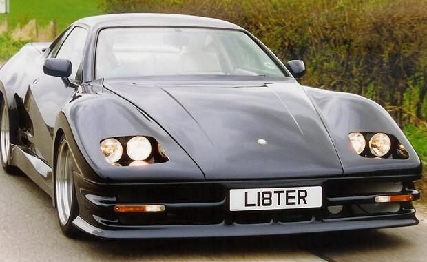Lister Storm    Jaguar'n 7.0 litrelik V12 motorunu kullanan Lister Storm, 546 beygir gc retebiliyor. Saatte 100 kilometre hza 4.1 saniyede eriebilen otomobilin bu zellii drt koltuklu otomobillerde rekor anlamna geliyordu. 1993'te retilen otomobilin u anki sat fiyatysa 350 bin Dolar.