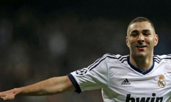 42. Karim Benzema 85