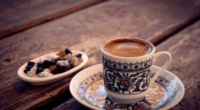 Adrenalin hormonu salglatarak kalp ve dolam sisteminin uyarlmasn ve daha fazla enerji yakmn salyor.