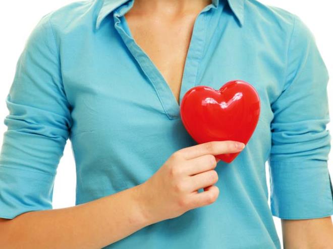 <strong>1. Muz kabuu kalp dostudur</strong>  Kalp sal iin zengin potasyum ieren muzun kabuklar da ayn ilevi grr.  <p>  Potasyum kalp krizine kar koruyucu etkiye sahiptir, kalp at ritmini, elektrolit ve sv dengesini dzenler.