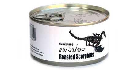 Konserve Akrep: Akrep yemek Tayland'ta ok yaygndr. Pimi olarak konservelenen akrepler, zehirleri temizlenmi ve yemeye hazr bir ekilde satlyor.
